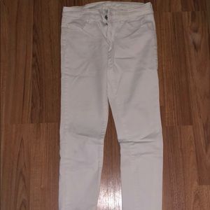 White American eagle jeans size 6
